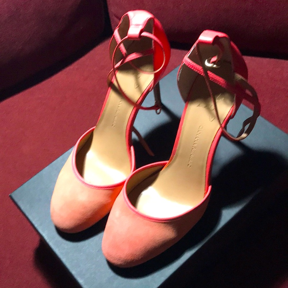Banana Republic T-Strap High H Fashion Heels